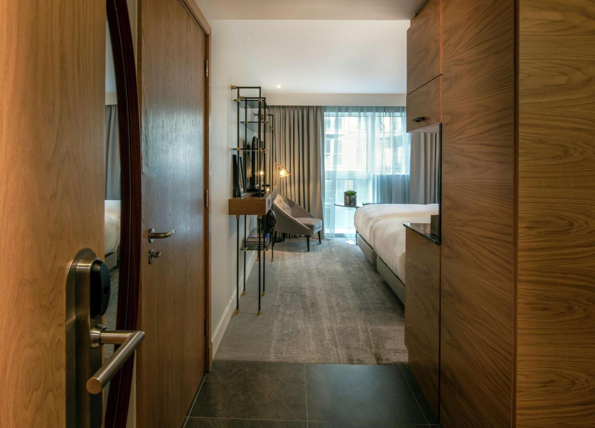 Hotel Lincoln Plaza London, Curio Collection By Hilton Esterno foto
